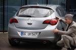 Opel Astra 5-Door 2009 года